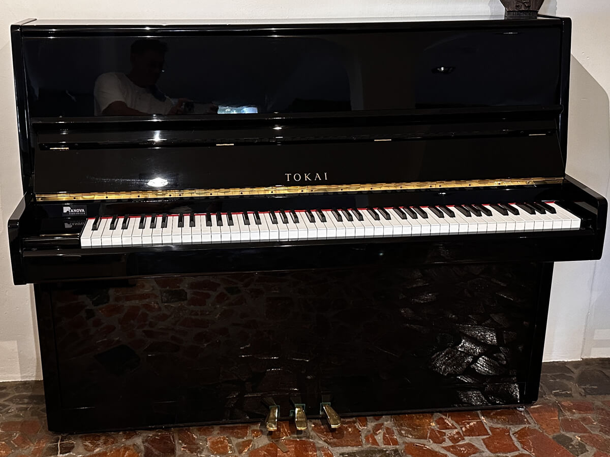 Diverse budget piano's