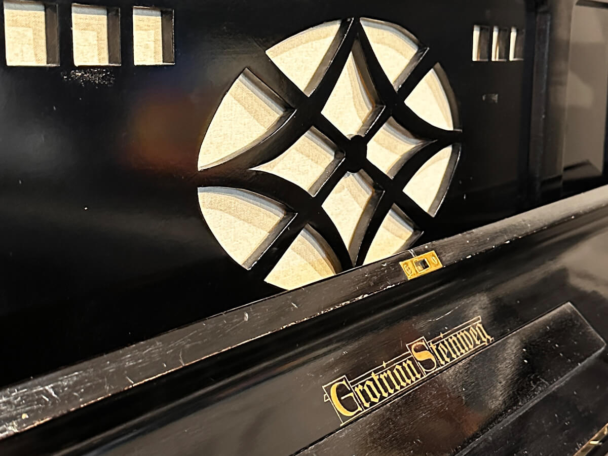 Grotrian Steinweg 130