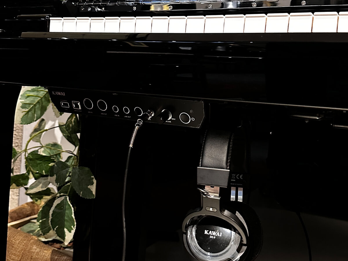 Kawai K-300 AURES2