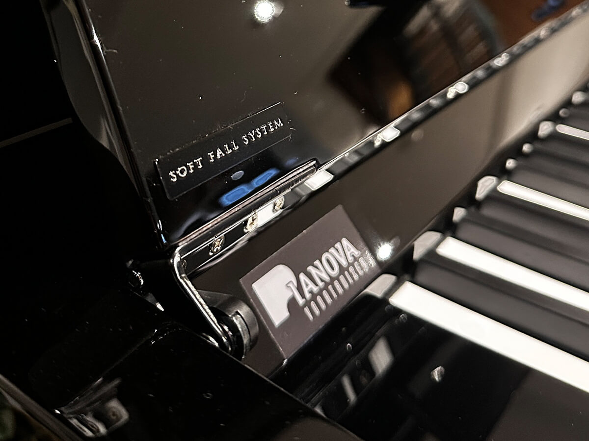Kawai K-300 AURES2